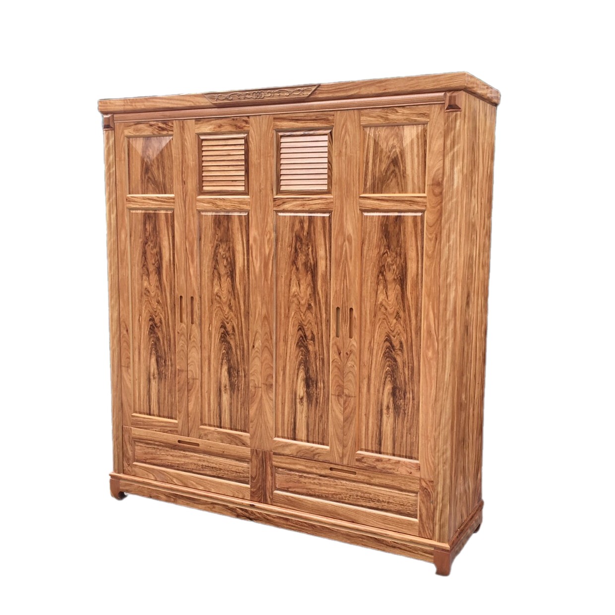 tu quan ao dep go tu nhien 2